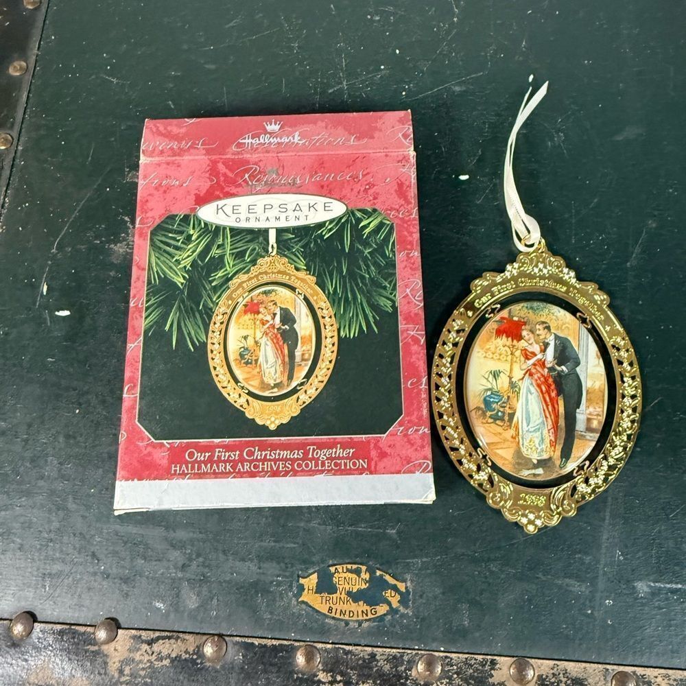 Hallmark Keepsake Ornament Our First Christmas 1998